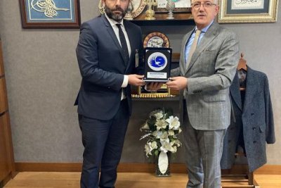 Yönetim Kurulu Üyemiz Volkan Göral Hırvatistan Dostluk Grubu Başkanı, Manisa Milletvekili İsmail Bilen’i Türkiye Büyük Millet Meclisi’ndeki (TBMM) makamında ziyaret etti.