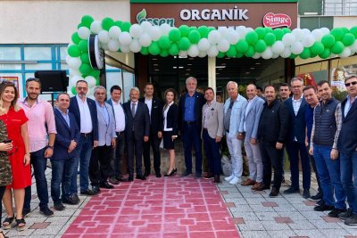 Başkanlık Divanı Üyemiz Sabriye Şen'in  ESSEN Organik Gıda marketinin açılış törenine katıldık.