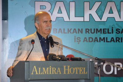 Balkantürksiad ailesi iftarda buluştu