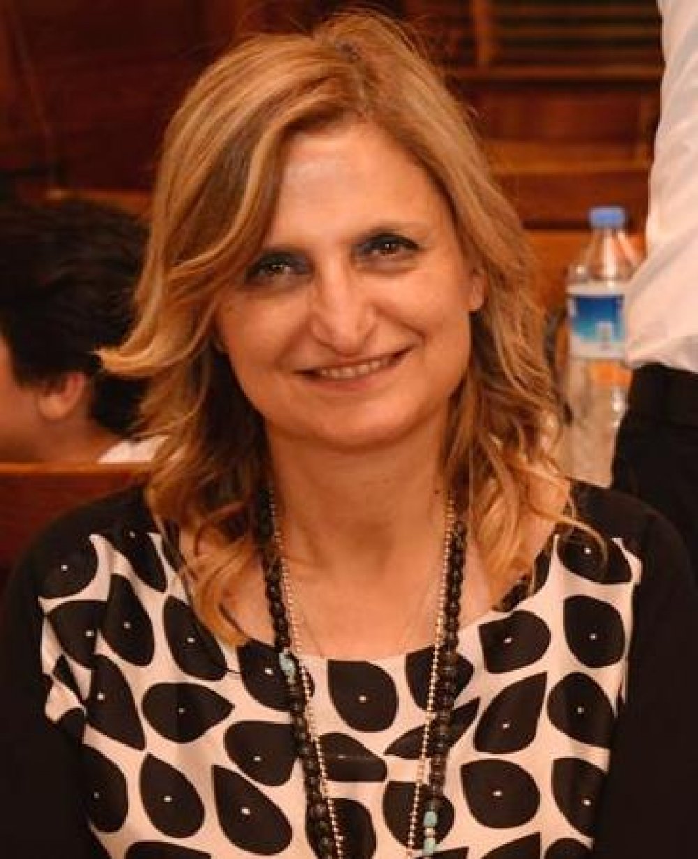 Hülya KÖSELECİ