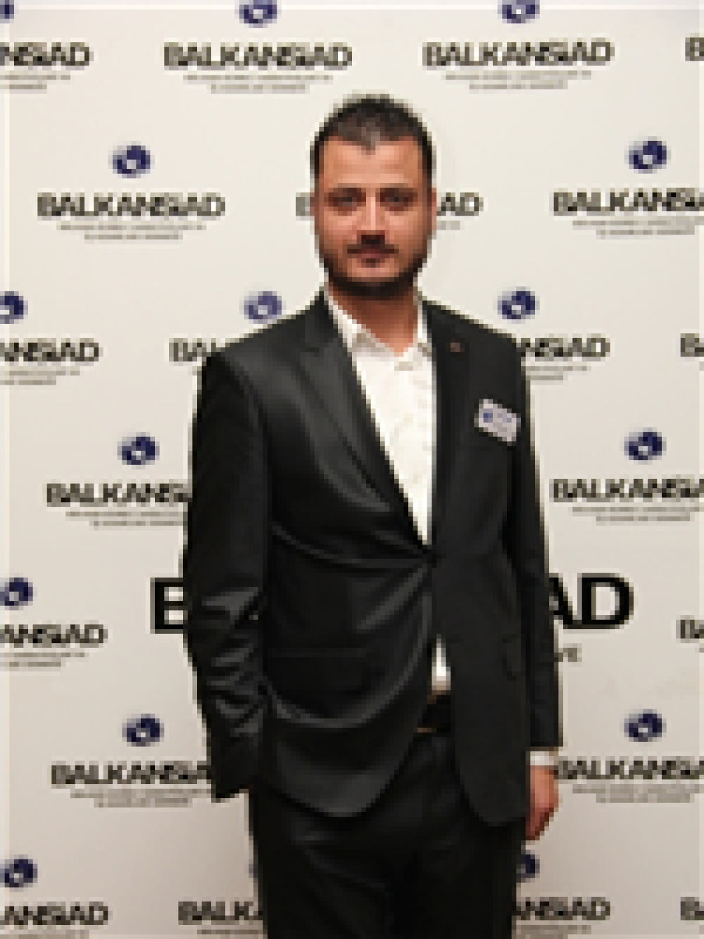 Salih GÜLEÇ